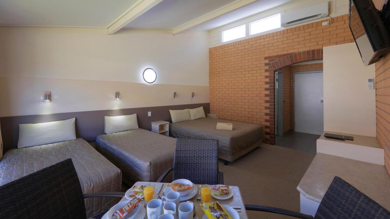 Tenterfield Motor Inn Eksteriør billede
